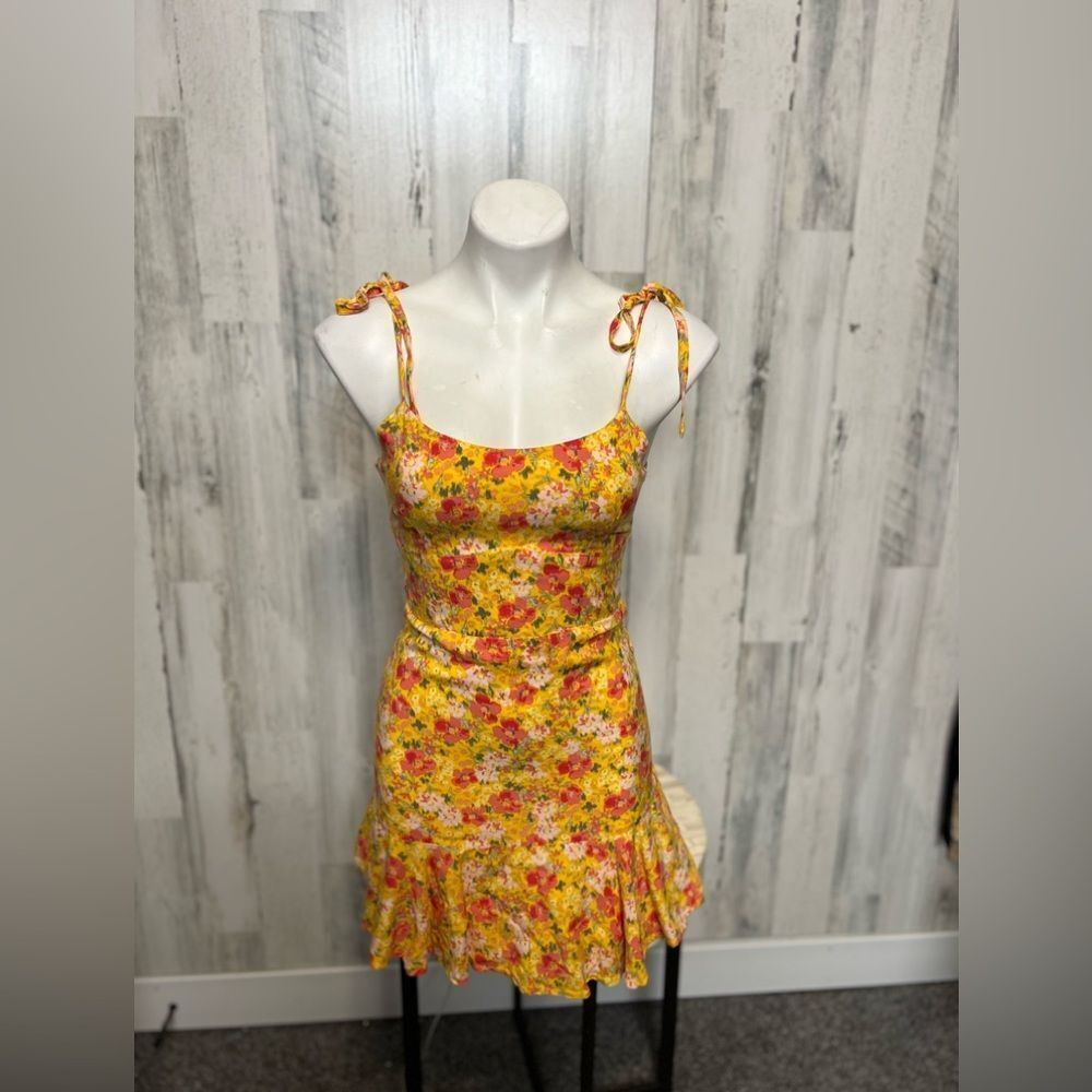 Wild Fable Yellow Floral Tie Strap Dress Womens Size Extra Small XS Cutout Ruffl
